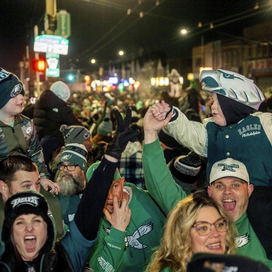 Toronto teen hurt while celebrating Eagles win in Philadelphia dies from his injuries